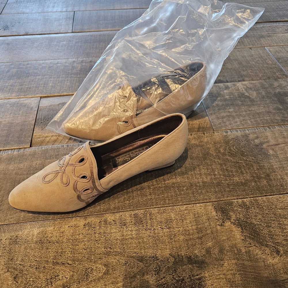 Womens dress shoes